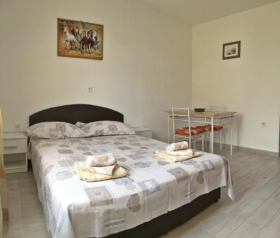 Apartments Europe Сплит Экстерьер фото